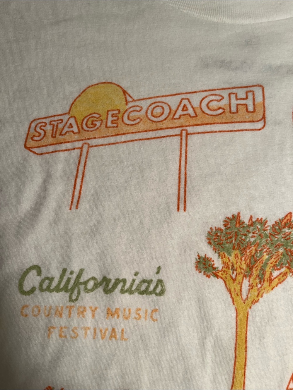 STAGECOACH 🤠 music festival crop top tee size M 🤠🤠 - Picture 2 of 5